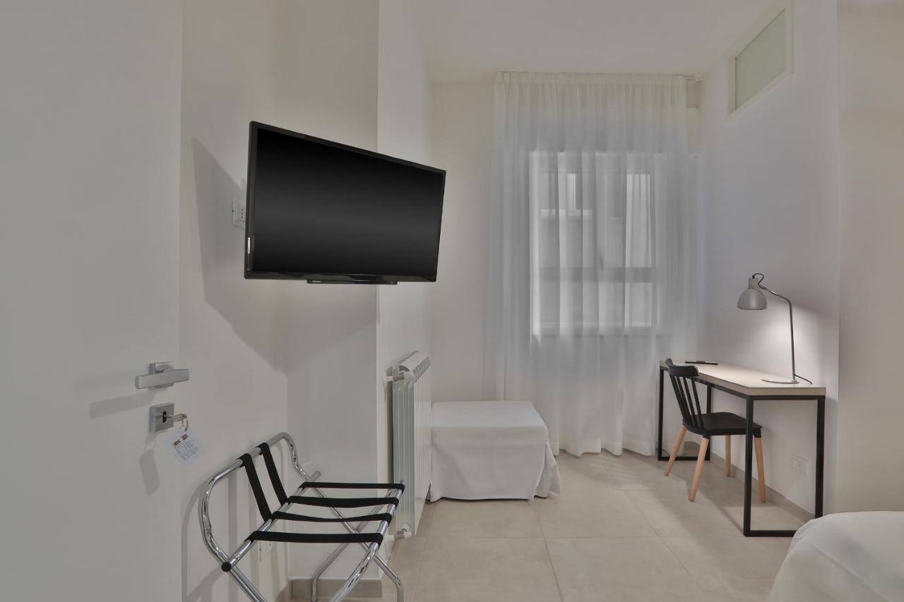 Liberta Central Suites Palermo Exteriör bild