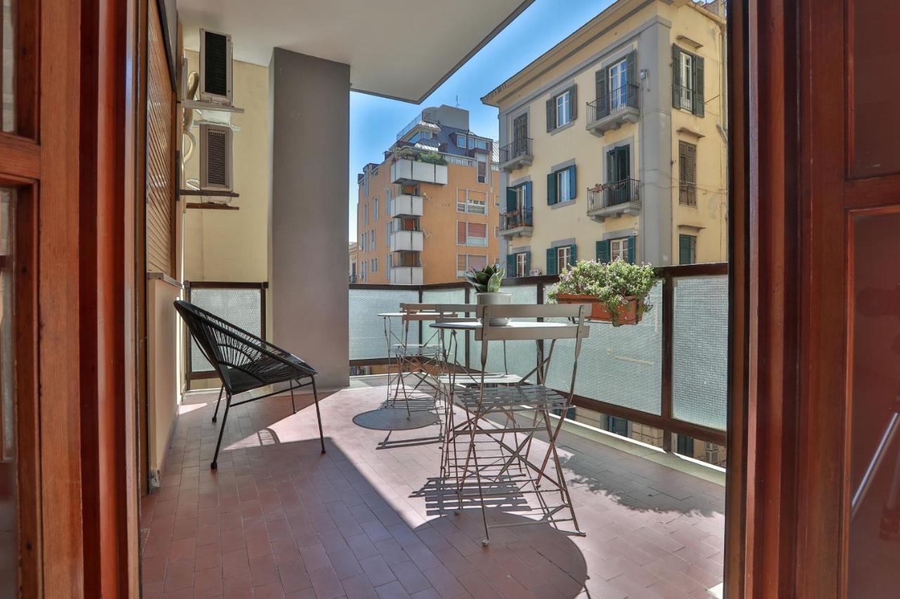 Liberta Central Suites Palermo Exteriör bild